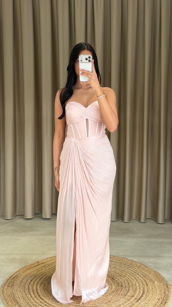 AYNA (36, Rose)