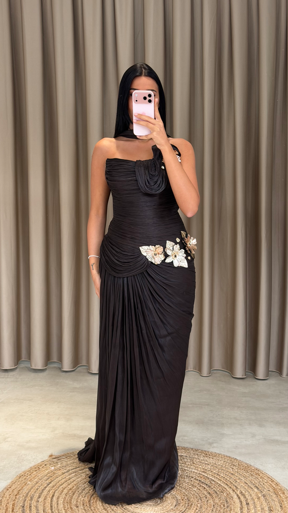 ARINA (Brun, 34)